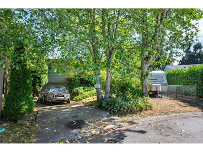 18291 BAYARD Place | Surrey British Columbia | Slide Image Four