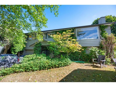 18291 BAYARD Place | Surrey British Columbia | Slide Image Eight