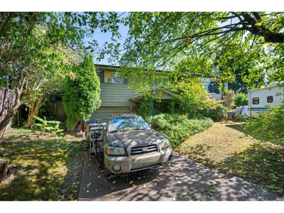 18291 BAYARD Place | Surrey British Columbia | Slide Image Nine
