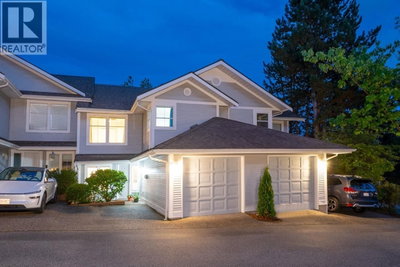 2590 PANORAMA Drive | Coquitlam British Columbia | Slide Image Two
