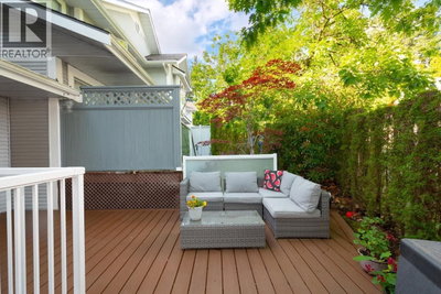 2590 PANORAMA Drive | Coquitlam British Columbia | Slide Image Thirty-one
