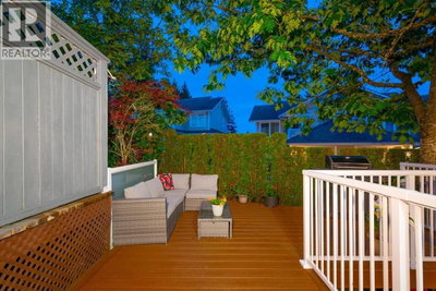 2590 PANORAMA Drive | Coquitlam British Columbia | Slide Image Thirty-two