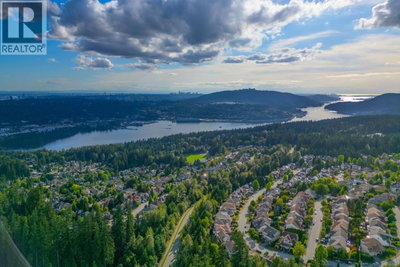 2590 PANORAMA Drive | Coquitlam British Columbia | Slide Image Thirty-six