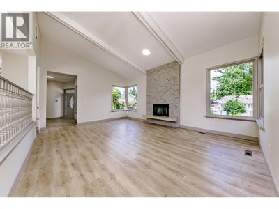 7516 LAMBETH Drive | Burnaby British Columbia | Slide Image Sixteen