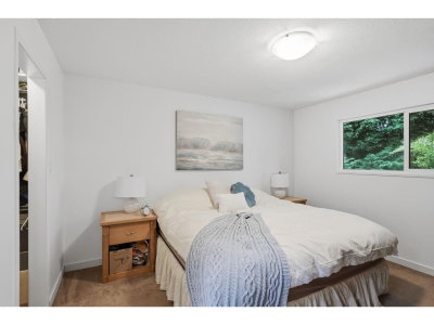 11837 ALDERWOOD Crescent | Delta British Columbia | Slide Image Nine
