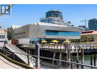 175 1ST Street | North Vancouver British Columbia | Slide Image Thirty-five