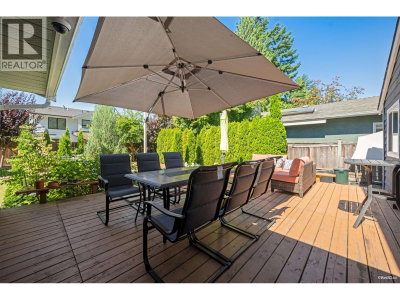 1043 BELVEDERE Drive | North Vancouver British Columbia | Slide Image Thirty-eight