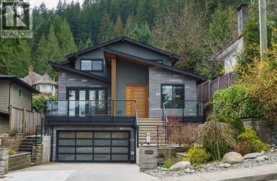 4365 MOUNTAIN Highway | North Vancouver British Columbia | Slide Image One