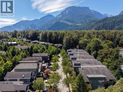 40147 GOVERNMENT Road | Squamish British Columbia | Slide Image Thirty-four