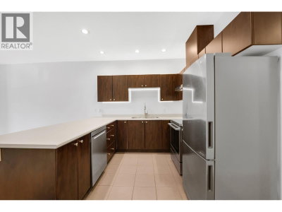 40147 GOVERNMENT Road | Squamish British Columbia | Slide Image Nine