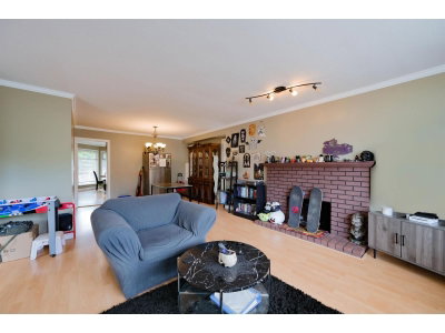 15477 93A Avenue | Surrey British Columbia | Slide Image Six