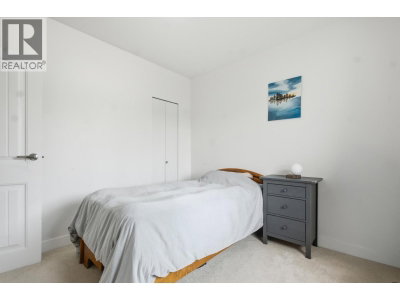 7209 ELWELL Street | Burnaby British Columbia | Slide Image Five