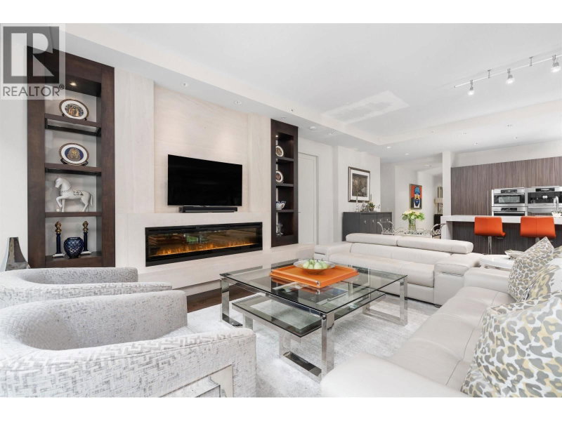 181 ATHLETES Way Vancouver British Columbia, V5Y 0B5 - 3 Bedrooms Waterfront Condo For Sale