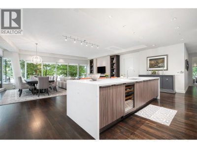 181 ATHLETES Way | Vancouver British Columbia | Slide Image Twelve