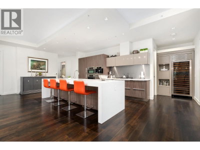 181 ATHLETES Way | Vancouver British Columbia | Slide Image Nine