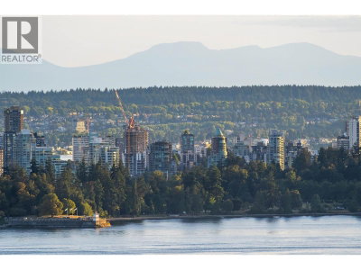120 16TH Street | North Vancouver British Columbia | Slide Image Thirty-three