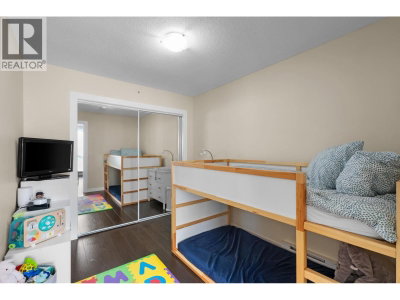 295 GUILDFORD Way | Port Moody British Columbia | Slide Image Twenty-two