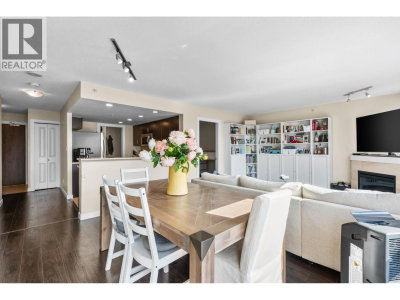 295 GUILDFORD Way | Port Moody British Columbia | Slide Image Nine