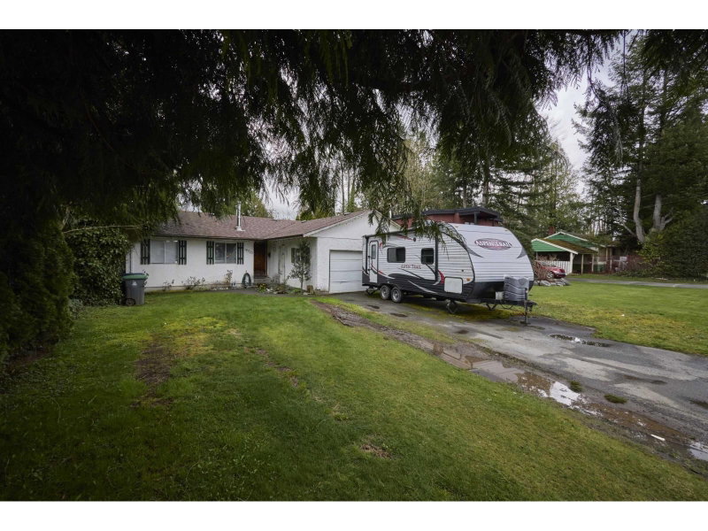 14523 104A Avenue Surrey British Columbia, V3R 1R2 - 3 Bedrooms Home For Sale