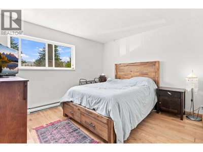 1771 HARRIS Road | Squamish British Columbia | Slide Image Twelve