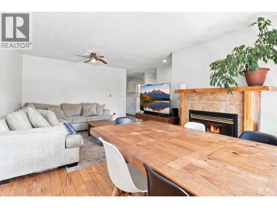 1771 HARRIS Road | Squamish British Columbia | Slide Image Four