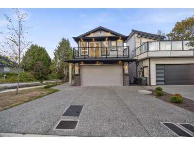 7028 205 Street | Langley British Columbia | Slide Image Four