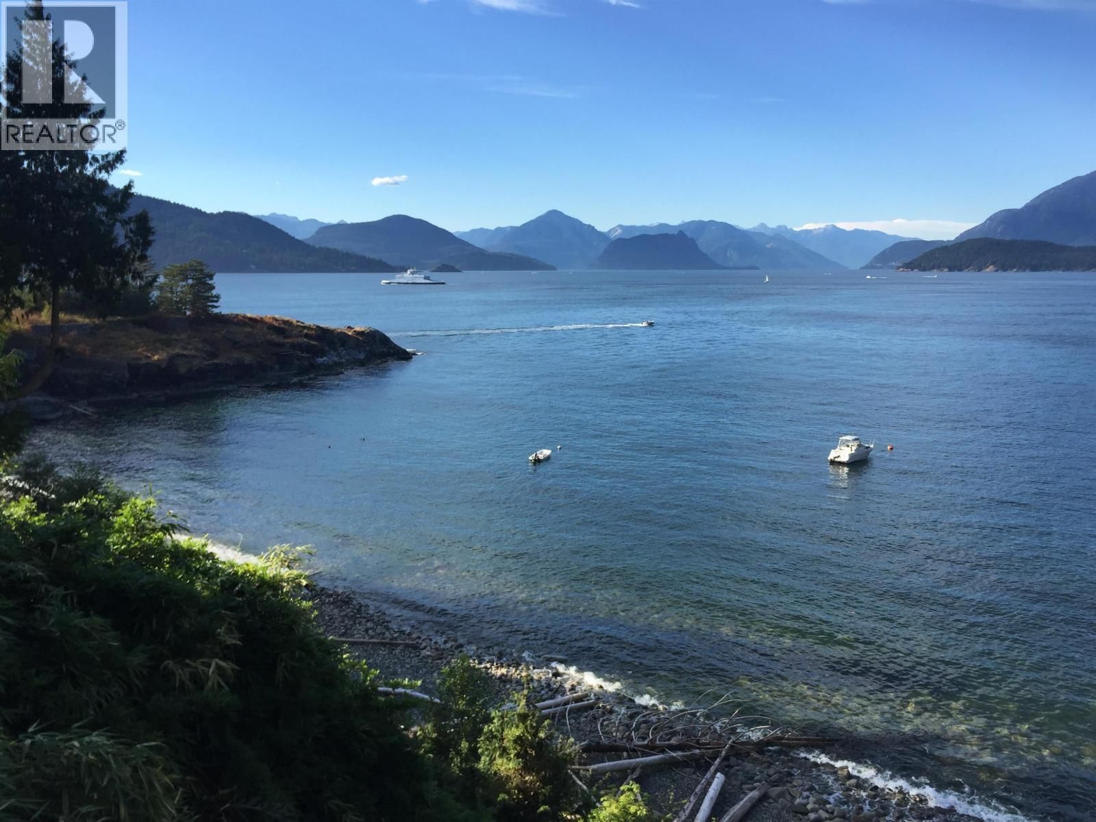 7145 CLIFF Road, West Vancouver, British Columbia V7W 2L3