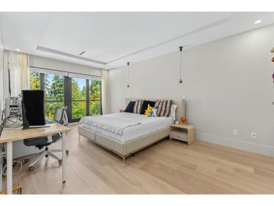 13046 CRESCENT Road | Surrey British Columbia | Slide Image Thirty