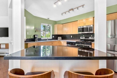 32725 GEORGE FERGUSON Way | Abbotsford British Columbia | Slide Image Nine