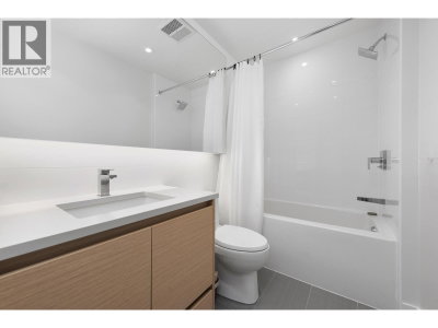 8575 RIVERGRASS Drive | Vancouver British Columbia | Slide Image Twelve