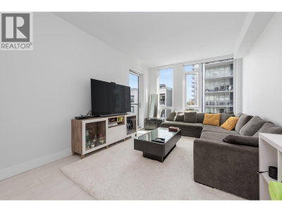 8575 RIVERGRASS Drive | Vancouver British Columbia | Slide Image Three