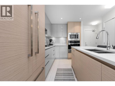 8575 RIVERGRASS Drive | Vancouver British Columbia | Slide Image Eight
