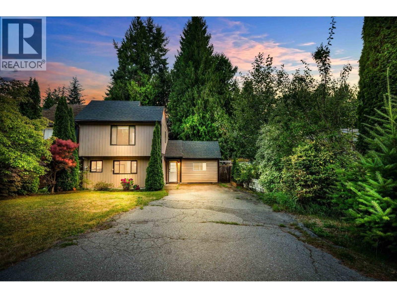 2655 RHUM & EIGG Drive Squamish British Columbia, V0N 1T0 - 4 Bedrooms Home For Sale
