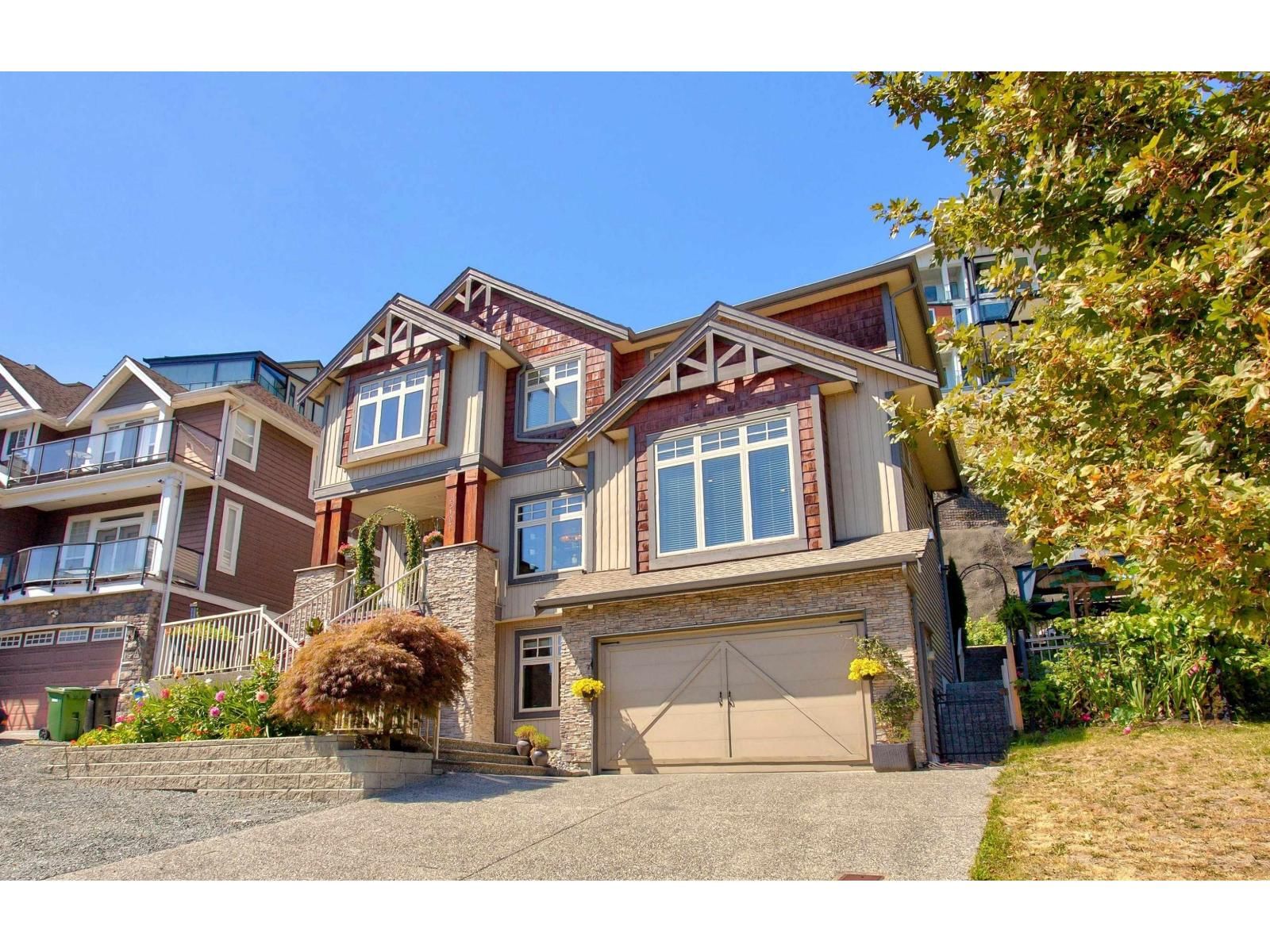 36497 CARNARVON Court, Abbotsford, British Columbia V3G 3G4