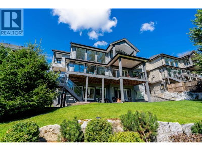 22 HERITAGE PEAK Road | Port Moody British Columbia | Slide Image Thirty-two