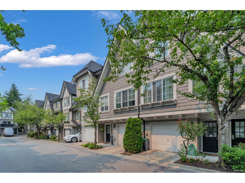 12778 66 Avenue Surrey British Columbia, V3W 1K9 - 3 Bedrooms Condo For Sale