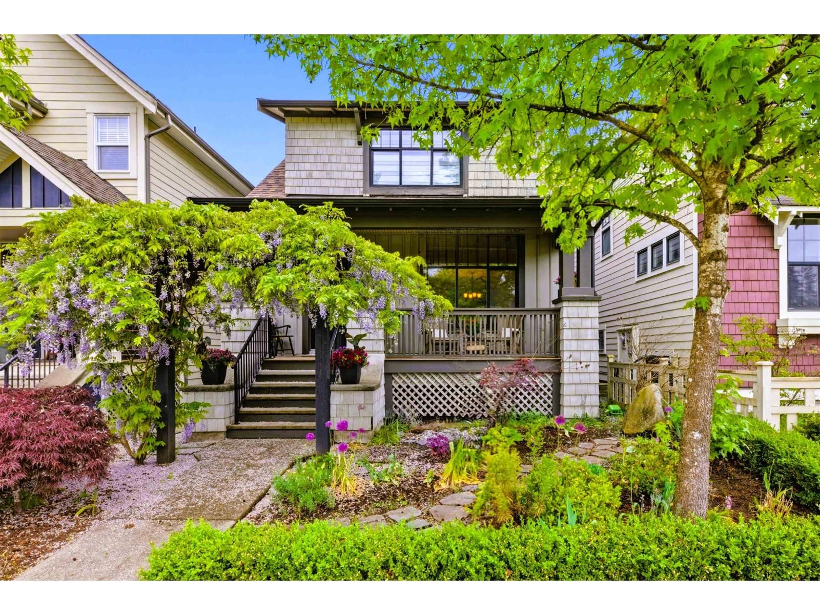 9352 SINGH Street, Langley, British Columbia V1M 4G2