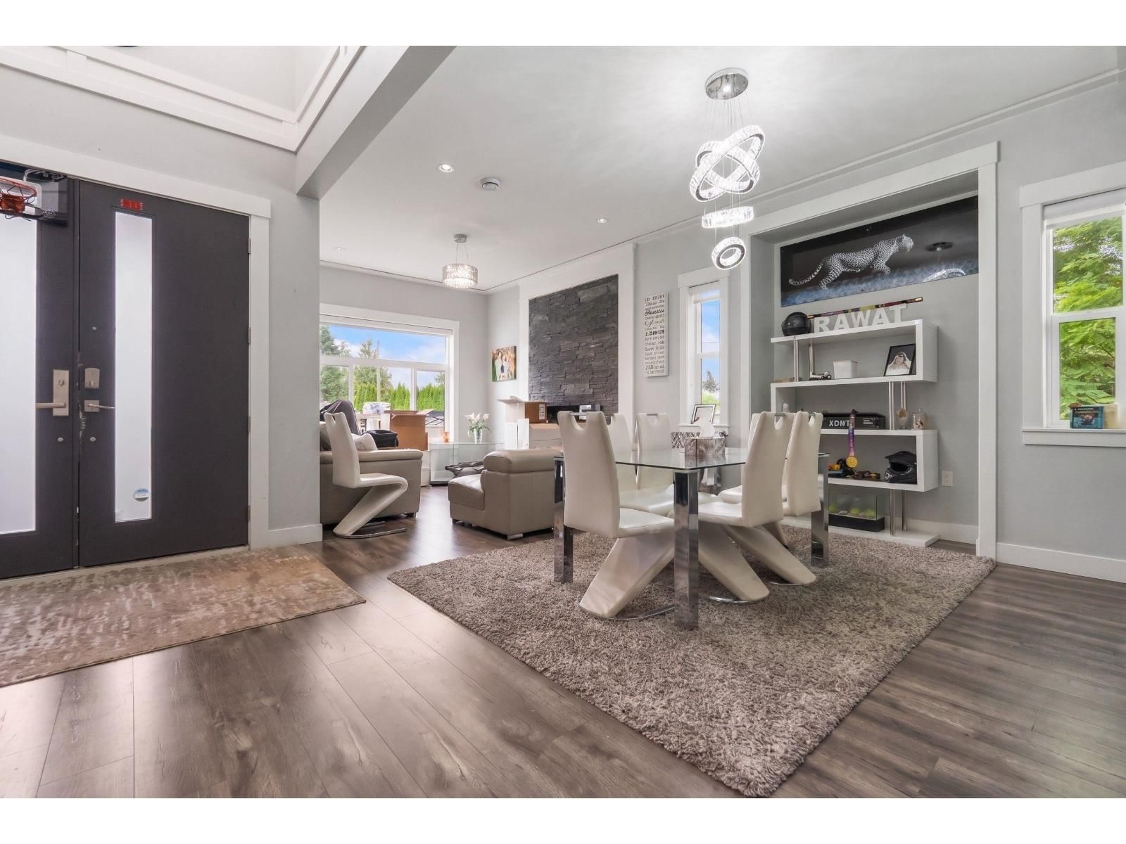 14017 110 Avenue, Surrey, British Columbia V3R 1Z3