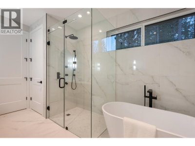 1484 COPPER BEECH Place | Coquitlam British Columbia | Slide Image Twenty-six