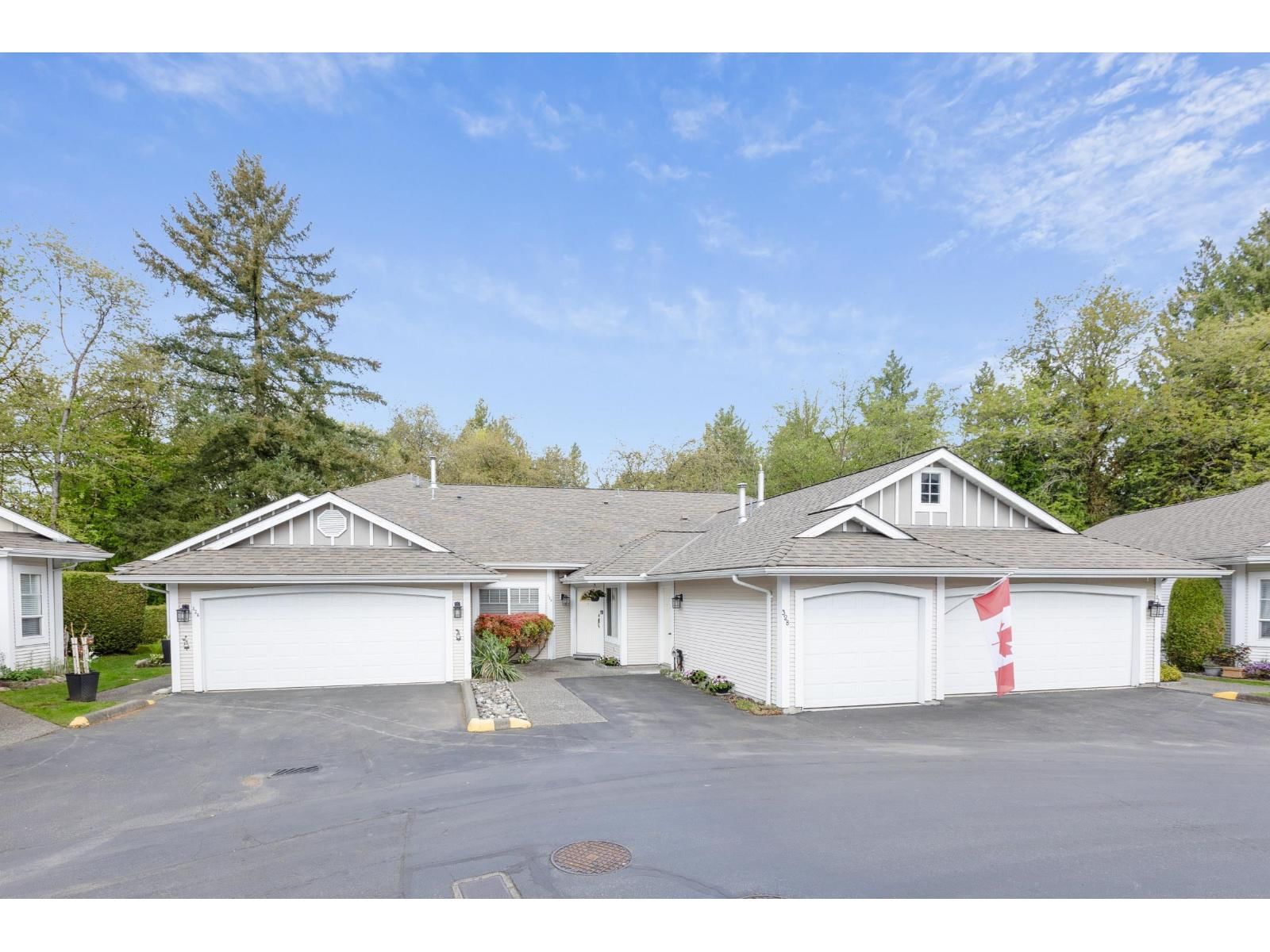 20655 88 Avenue, Langley, British Columbia V1M 2M5