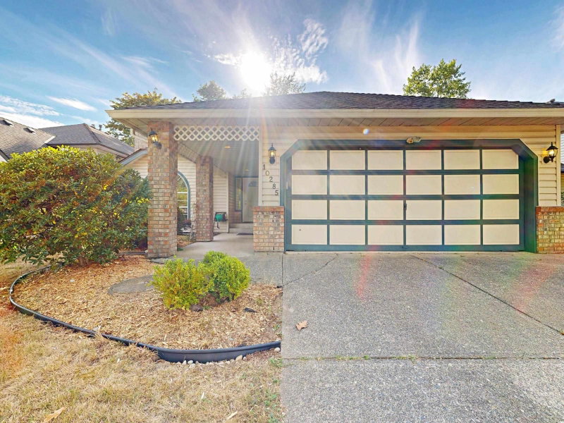 10285 167 Street Surrey British Columbia, V4N 1Z2 - 4 Bedrooms Home For Sale