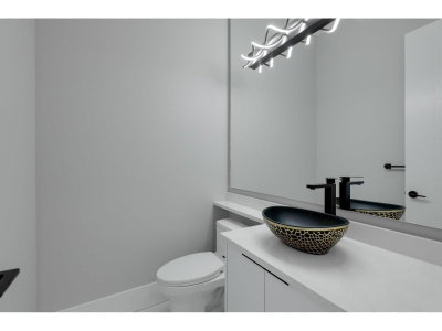 14750 62A Avenue | Surrey British Columbia | Slide Image Thirty-three