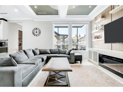6647 121A Street | Surrey British Columbia | Slide Image Seventeen