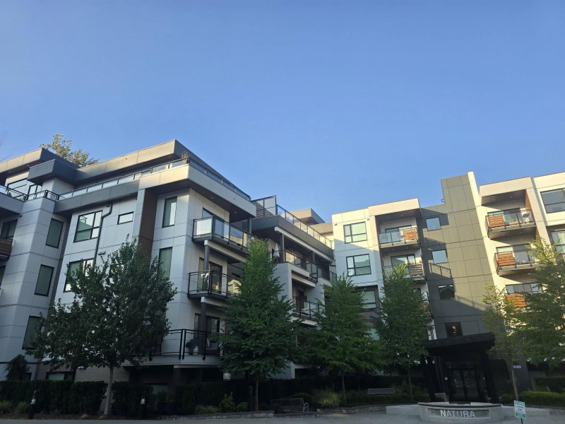 3182 GLADWIN Road Abbotsford British Columbia, V2T 0K8 - 2 Bedrooms Condo For Sale