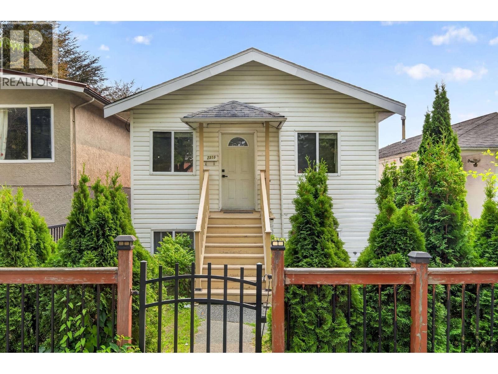 2316 NANAIMO Street, Vancouver, British Columbia V5N 5E3