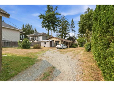 20248 98A Avenue | Langley British Columbia | Slide Image Two