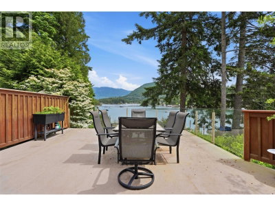 4371 FRANCIS PENINSULA Road | Madeira Park British Columbia | Slide Image Ten