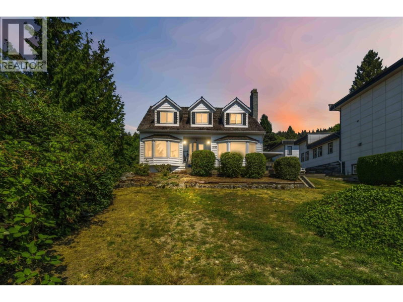 1237 IOCO Road Port Moody British Columbia, V3H 2W9 - 4 Bedrooms Home For Sale