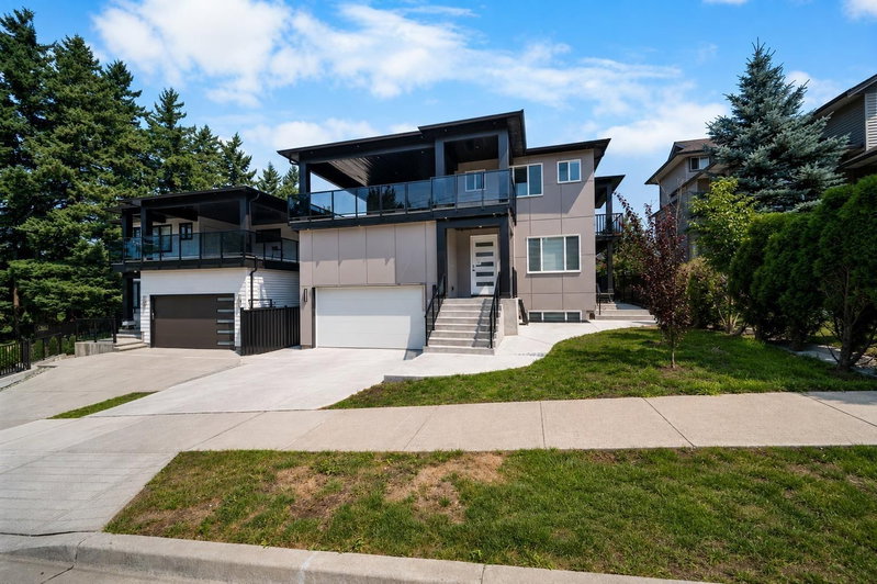 1680B MCKENZIE Road Abbotsford British Columbia, V2S 8J6 - 8 Bedrooms Home For Sale