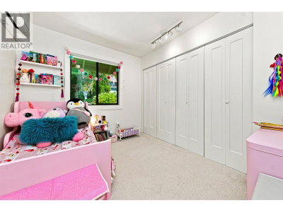 5723 OWL Court | North Vancouver British Columbia | Slide Image Twenty-five